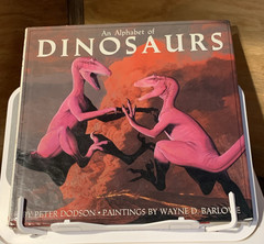 An Alphabet of Dinosaurs Peter Dodson HC Illustrated Wayne Barlowe Scholastic