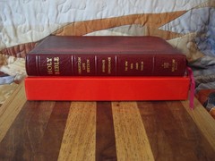 1985 Thomas Nelson Burgundy Genuine Leather NKJV Christian Life Bible Tag: Study