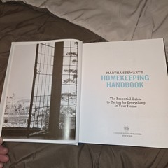 Martha Stewart’s Homekeeping Handbook 1st Edition 1st Printing