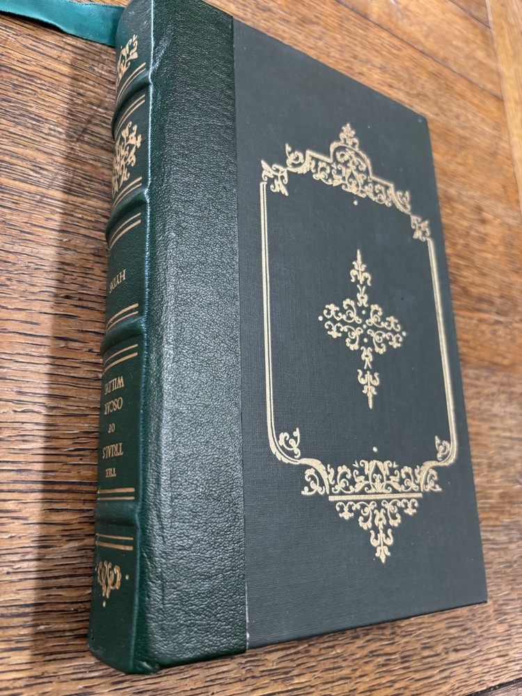 The Trials of Oscar Wilde by H. Montgomery Hyde Notable Trials Library 1989 Gold