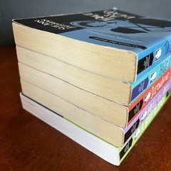 Lot: 5 Sue Ann Jaffarian Odelia Grey Mystery Books # 6 7 8 9 10 Twice as Dead