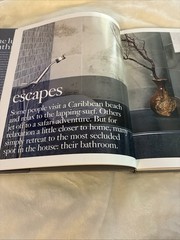 The Luxury Bathroom : Extraordinary Spaces from the Simple to the Extravagant..