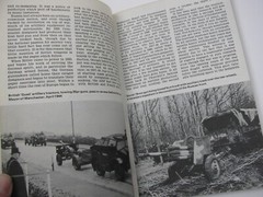 THE GUNS 1939-45 by Ian V. Hogg Ballantine WWII Weapons #11 1971 Paperback PB