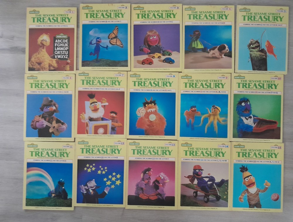 1983 “The Sesame Street Treasury” 15 Volume Complete Set
