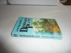DINOSAUR PLANET by Anne McCaffrey PB Ballantine Del Rey 8th Print 1984 Good