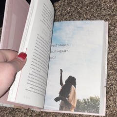 Live by Sadie Robertson & Beth Clark Hardcover Illustrated 2018 Tommy Nelson