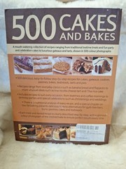 500 Cakes And Bakes: A Mouth-watering Collection of … by Martha Day 0754824217