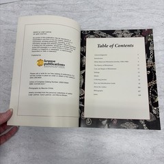 Vintage Jewelry: A Price and Identification Guide, 1920-1940s by Leigh Leshner
