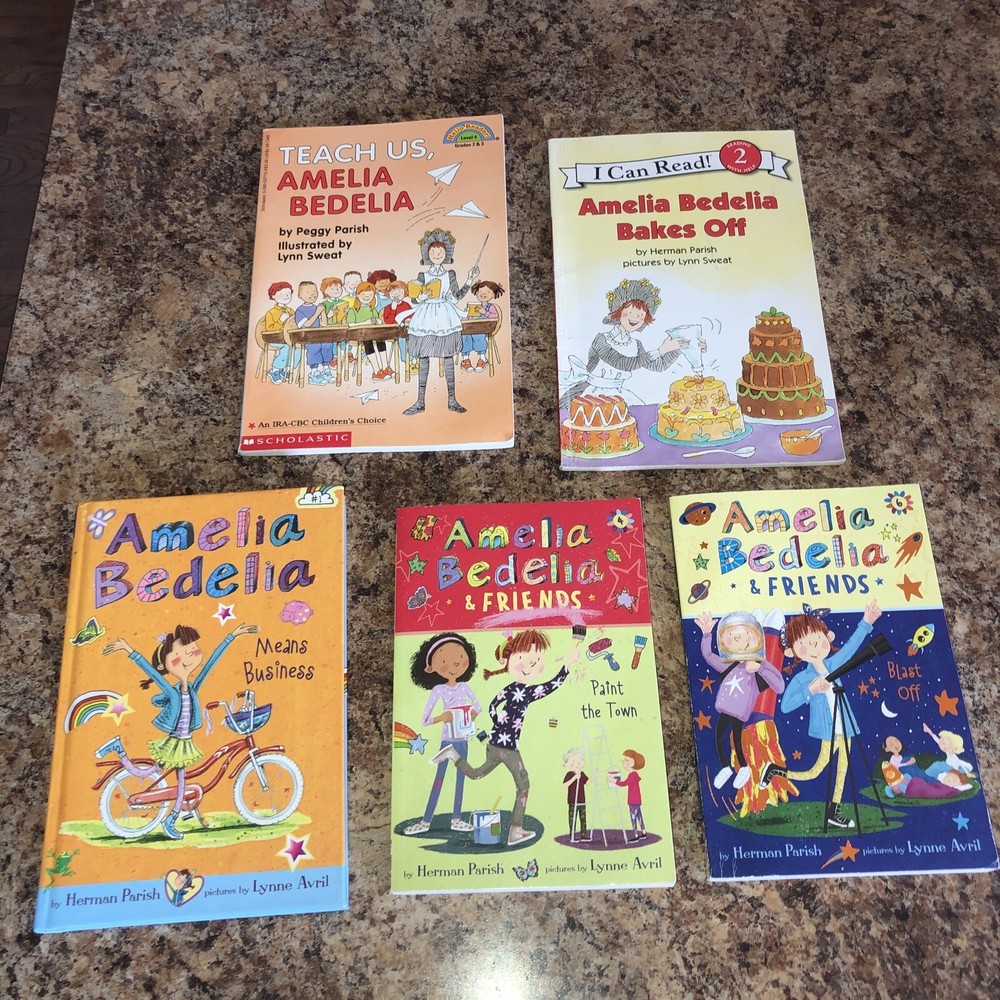 Paperback Books AMELIA BEDELIA Your Choice $1.50 Each You Pick From Many Titles