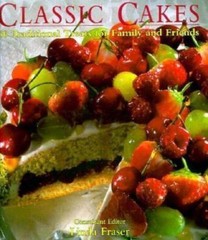 Classic Cakes by Linda Fraser