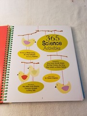 365 Science Activities by Dr. Lisa Gillespie Minna Lacey Lucy Bowman (Hardcover)