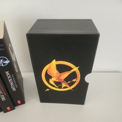 Hunger Games 3 Book set Mockingjay Catch On h Fire 1-3 Paperback Novel