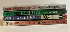 Lot ROSWELL HIGH Outsider MELINDA METZ Seeker WATCHER Salvation Lot of 4
