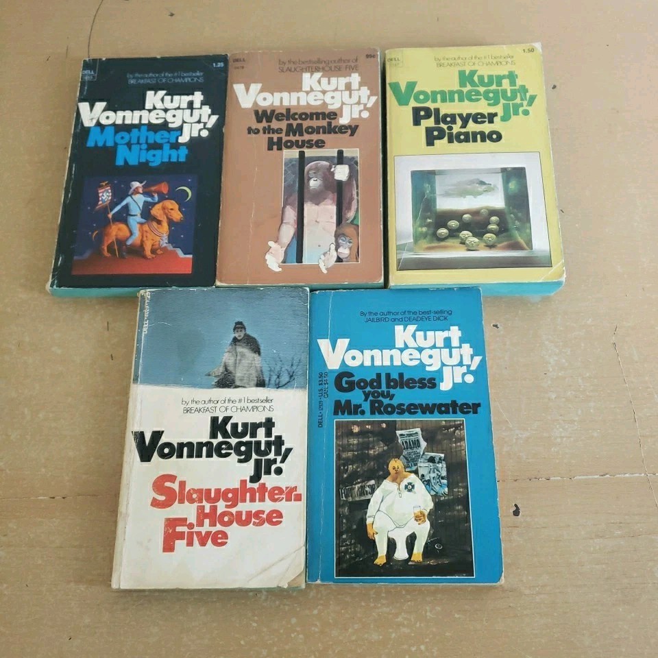 Lot of 5 Kurt Vonnegut, Jr. Paperback Books Slaughterhouse-five, Mother Night