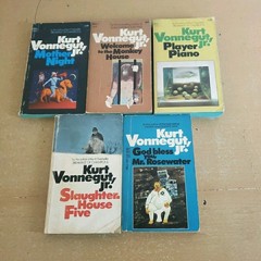 Lot of 5 Kurt Vonnegut, Jr. Paperback Books Slaughterhouse-five, Mother Night