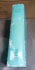 NIV Compact Bible 2011 Teal Italian Duo-Tone Leathersoft 6.5 x 4 x 1.5″