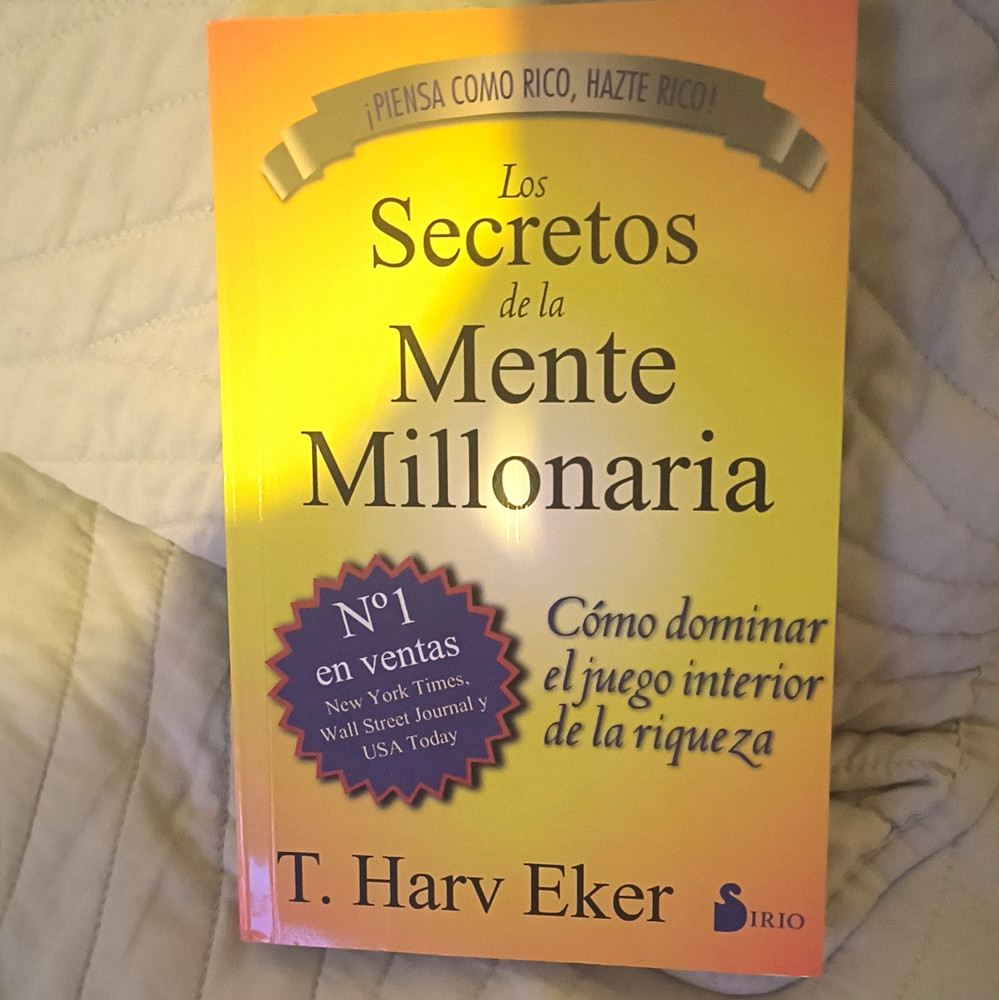 T. Harv Eker Los Secretos de la Mente Millonaria Spanish TPB 2011 256p