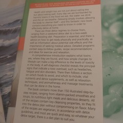 The Detox Cookbook 2008 150 Recipes Some Vegetarian 256 Pg.