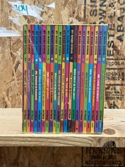 Dan Gutman : My Weird School 1-21 Book Box Set – Very Good