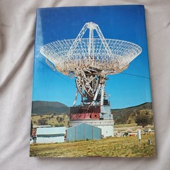 Astronomy John E. Thompson Chartwell Hardcover 1979 Color Illustrated Vintage