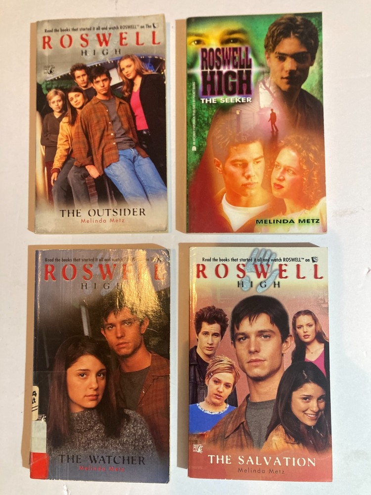 Lot ROSWELL HIGH Outsider MELINDA METZ Seeker WATCHER Salvation Lot of 4