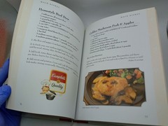 Campbells Classic Recipes Cookbook Hardcover 2000 ISBN 0-7853-5875-7 Collectible