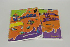 Set 2-Voyagers Handbook & Leader book, Growing In Jesus-Grades 1-2-Pioneer Clubs