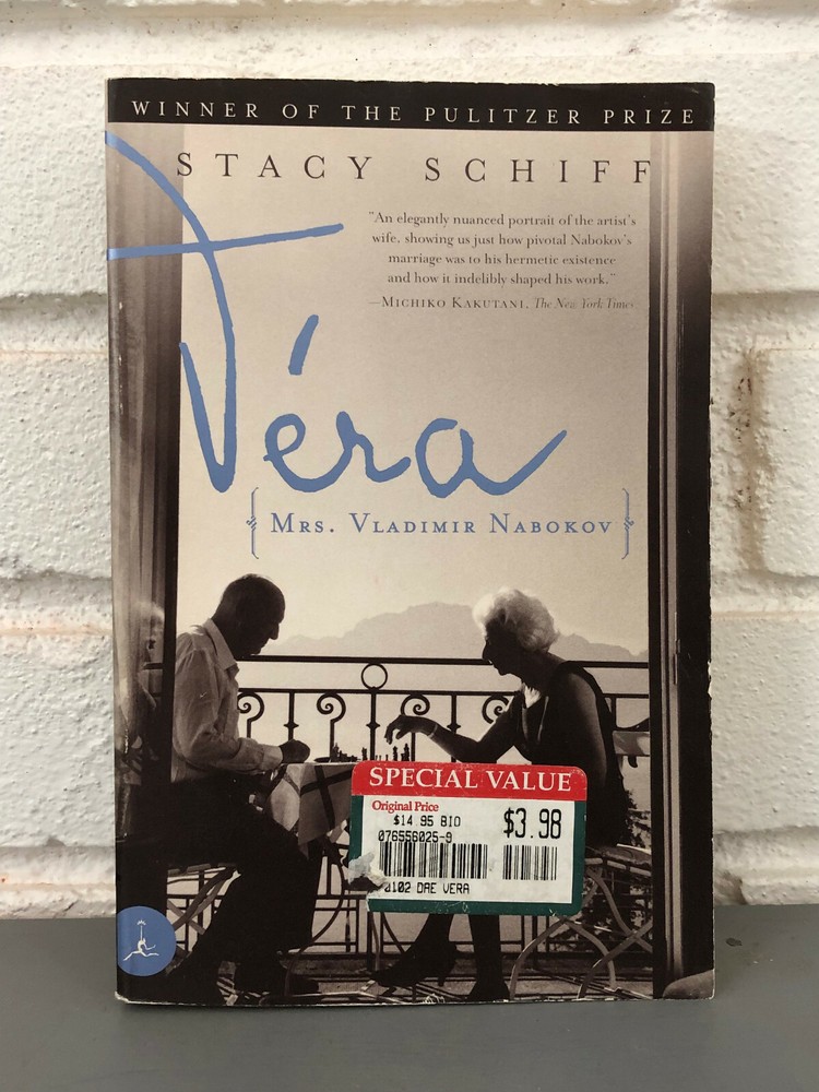 Vera : (Mrs. Vladimir Nabokov) by Stacy Schiff (2000, Trade Paperback)