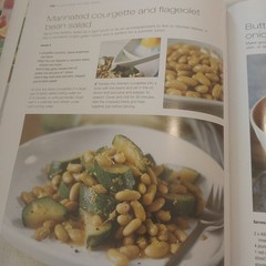 The Detox Cookbook 2008 150 Recipes Some Vegetarian 256 Pg.