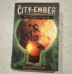 Jeanne Duprau The City of Ember Ser. 2 The People of Sparks 2005 Digest PB
