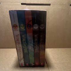 Tui T. Sutherland Wings of Fire 5-Book Box Set English Scholastic Dragons