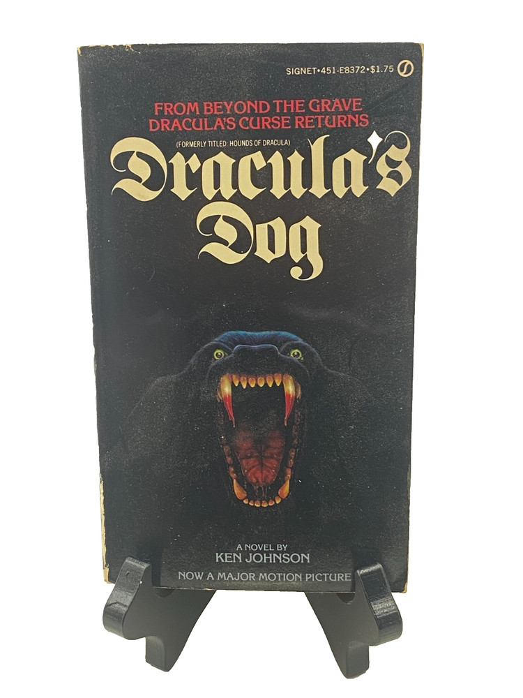 KEN JOHNSON PAPERBACK – Dracula’s Dog 1978 (Paperbacks From Hell) (1st printing)