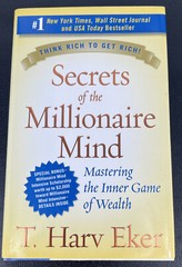 SIGNED FIRST EDITION BOOK – Secrets of the Millionaire Mind T. Harv Eker