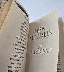 Lot of 9 Fern Michaels Paperback Books Random Mix – Free Shipping