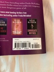 Freida McFadden The Divorce: A Novel Trade Paperback Poisoned Pen Press 2024
