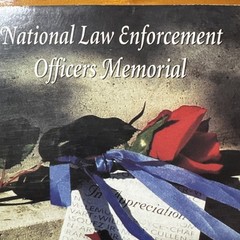 Vtg National Law Enforcement Officers Memorial 2001 Roll Call Fallen Officers Bk