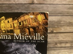 Perdido Street Station China Miéville 1st Edition Print US 2003 Mass Paperback