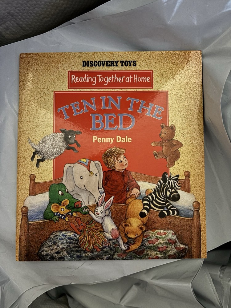Discovery Toys Reading Together at Home Ten in the Bed Penny Dale HC Illus 1998