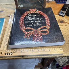 JEWELS OF FANTASY Costume Jewelry of the 20th Century by Cera 1992 BOOK