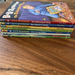 Lot of 7 A to Z Mysteries series paperbacks by Ron Roy