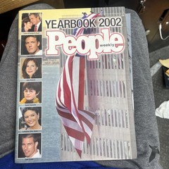 People : Yearbook by People Magazine Editors (2002, Hardcover)