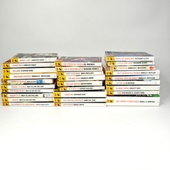 Hard Case Crime Lot of 28 Hard Boiled Noir Action Mystery Thriller Pulp Novels