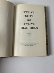 Twelve Steps and Twelve Traditions HC 30th Printing 1985 Alcoholics Anonymous AA