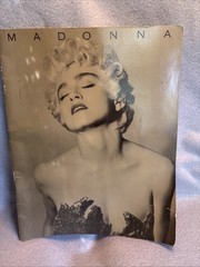 Madonna World Tour 1987 Who’s That Girl *LARGE PROGRAM* Many Iconic Photos