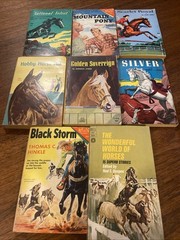 8 Teen Young Adult Vintage PB Novels Horses Bundle 1960 6.5” Scarlett Royal