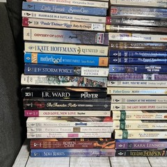 VINTAGE Mix Lot Of 107 Harlequin Romance Desire Present Silhouette Mix Author’s