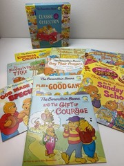 Berenstain Bears Classic Collection (Box Set) by Jan Berenstain (2016, Prepack)