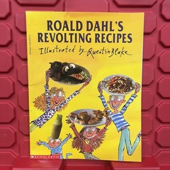 Revolting Recipes Roald Dahl Paperback Schoolastic Book Pre Owned Vintage 1994