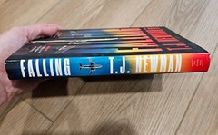Falling T.J. Newman A Novel HCDJ First Avid Reader Press Hardcover Edition 2021