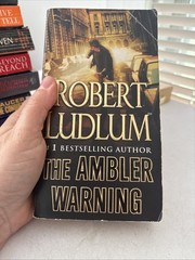 Lot of 10 – Mystery and Thrillers – Mixed Authors – FREE SHIPPING